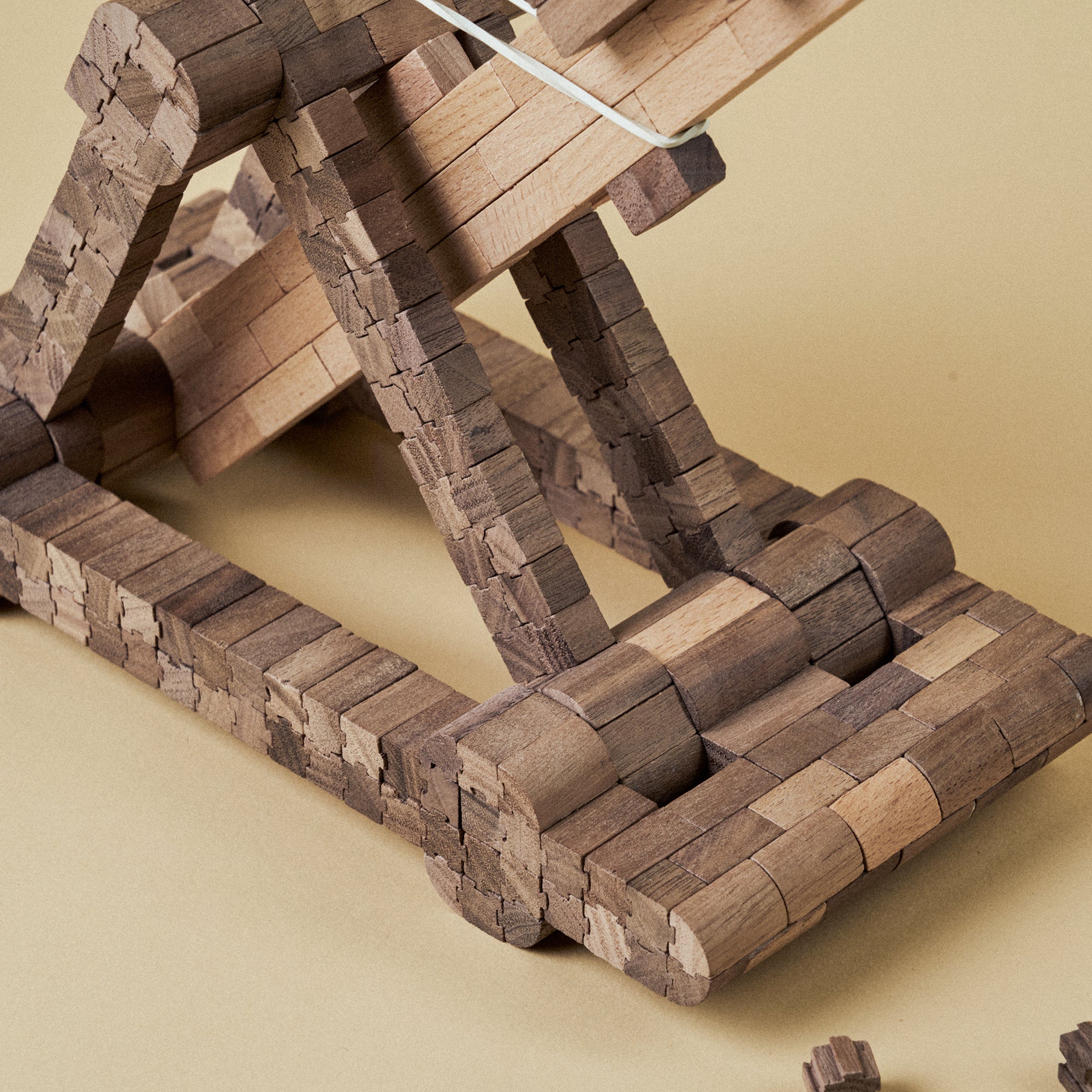 Catapult – Wooobe